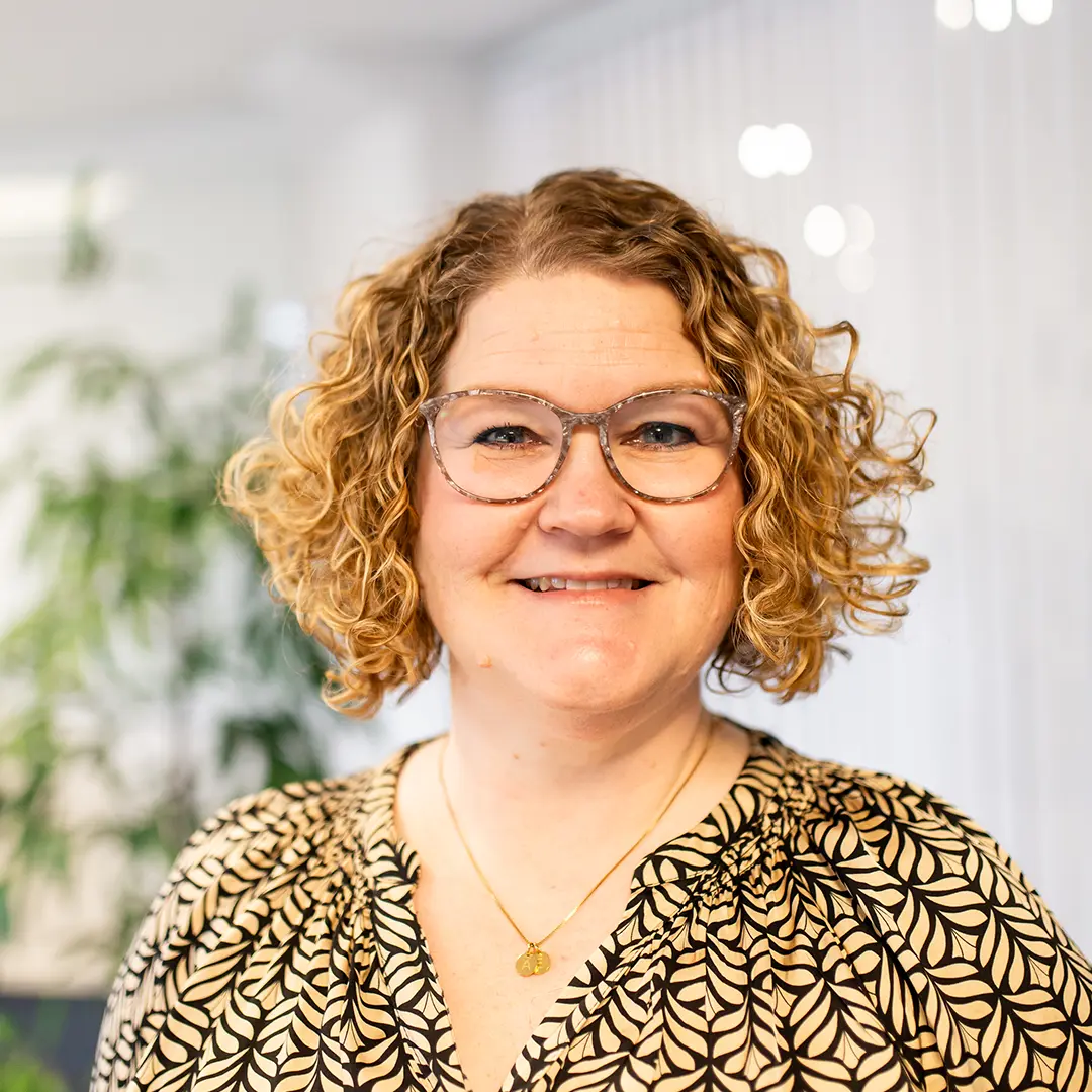 Lina Hoff